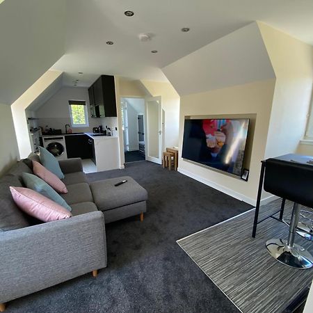 Whitehill Stables Appartement Kirknewton  Buitenkant foto
